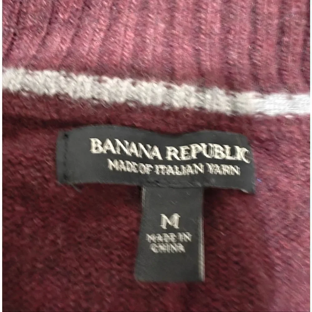 Banana Republic Italian Yarn Wool blend burgundy quarter zip sweater size M
